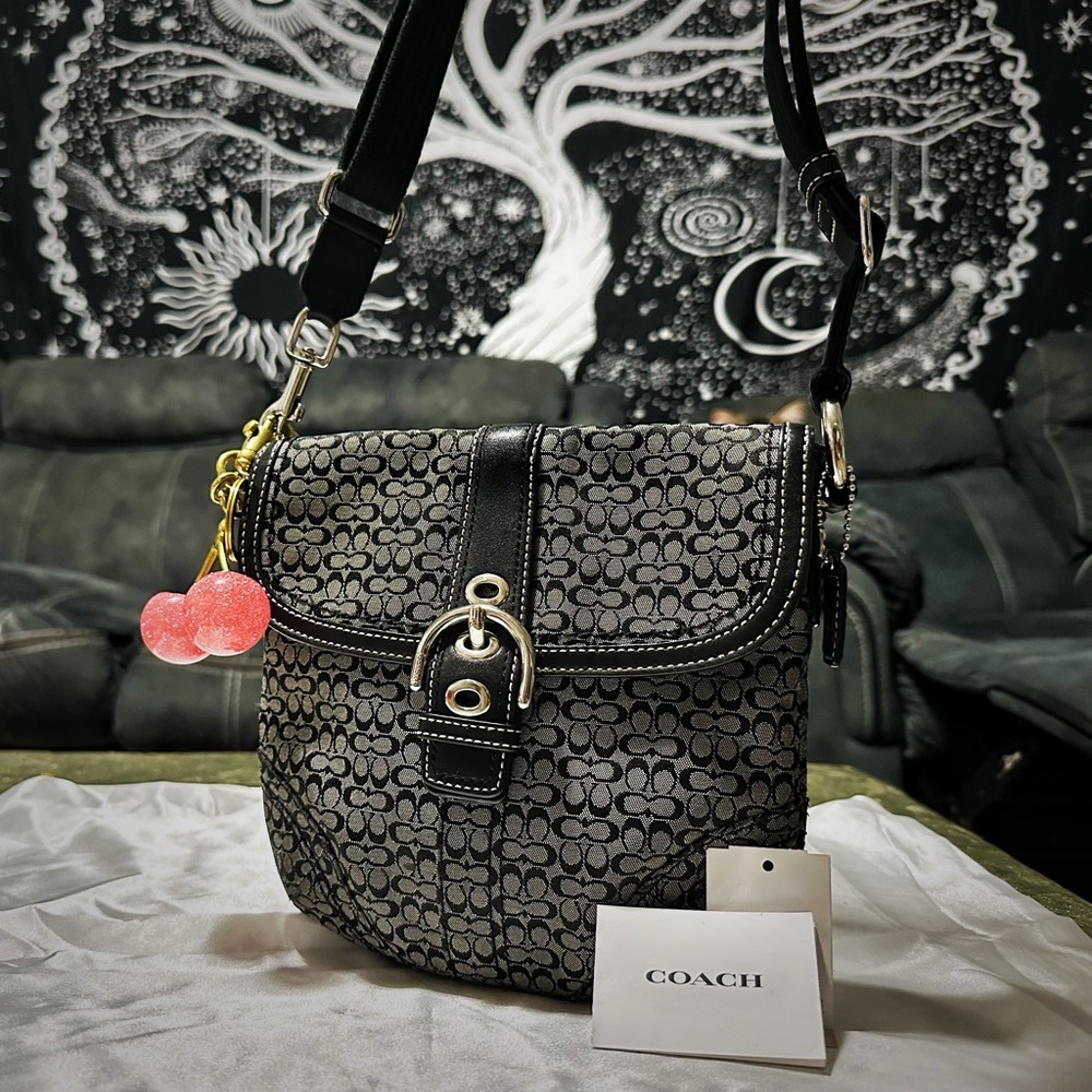 Vintage Coach soho shoulder bag Signature Black and Gray Crossbody Bag - Picture 11 of 15